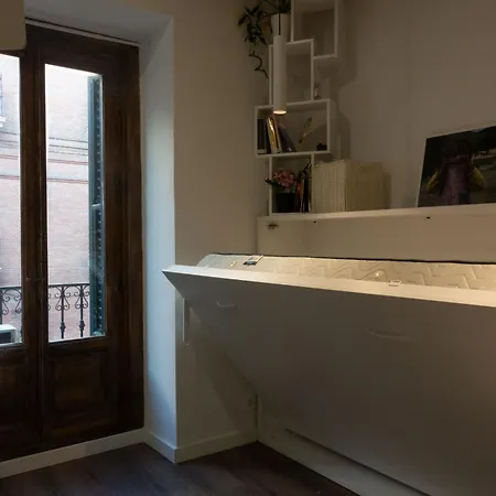 Hortaleza 4, Preciso Estudio En Chueca Junto A La Gran Via De Madrid Exterior photo