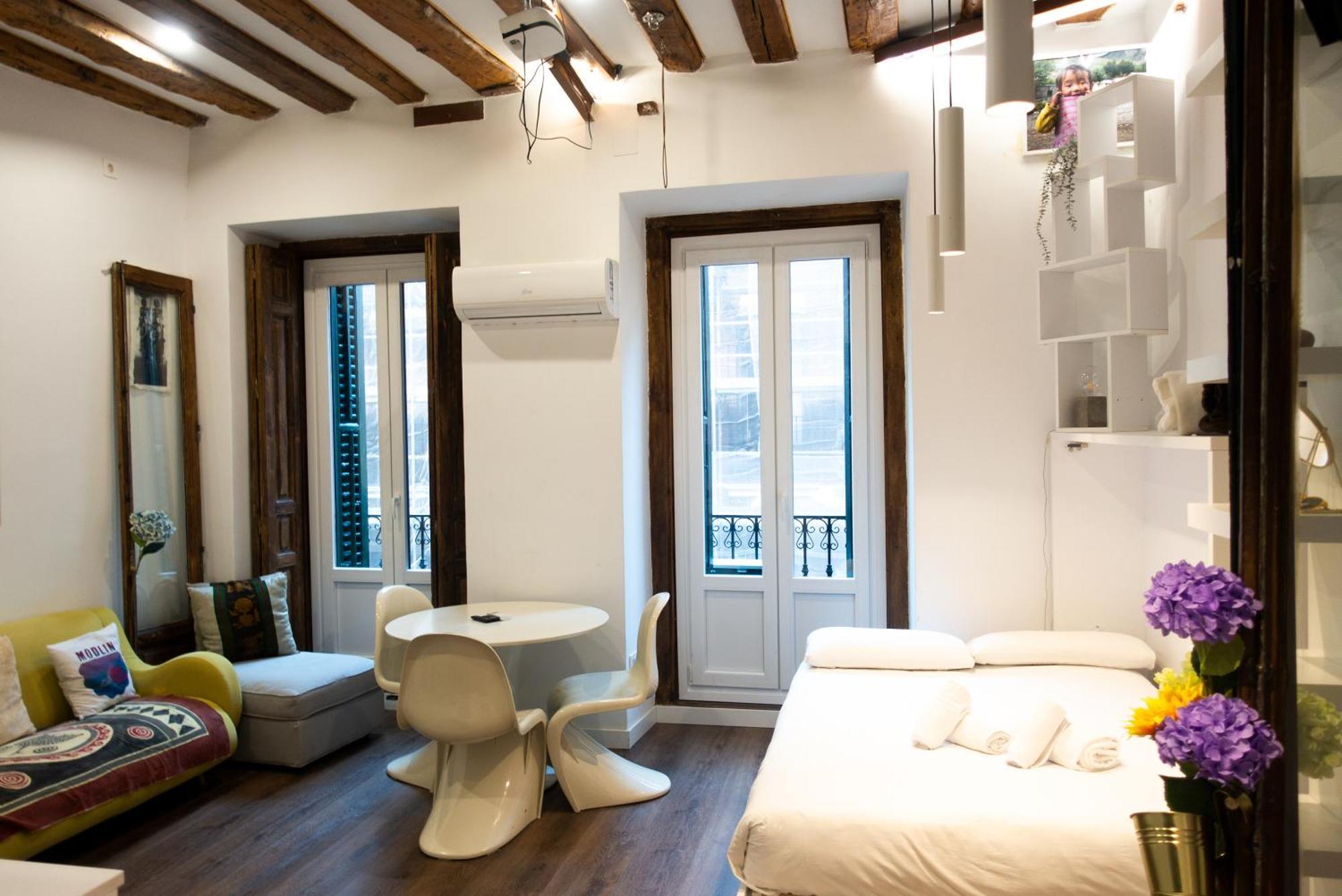 Appartamento Hortaleza 4, Preciso Estudio En Chueca Junto A La Gran Via De Madrid